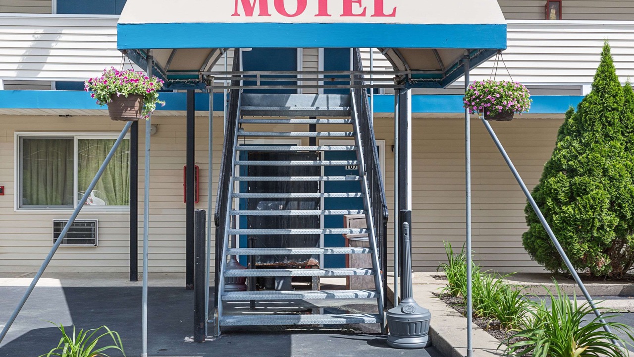 Photo of Outdoor in Milford