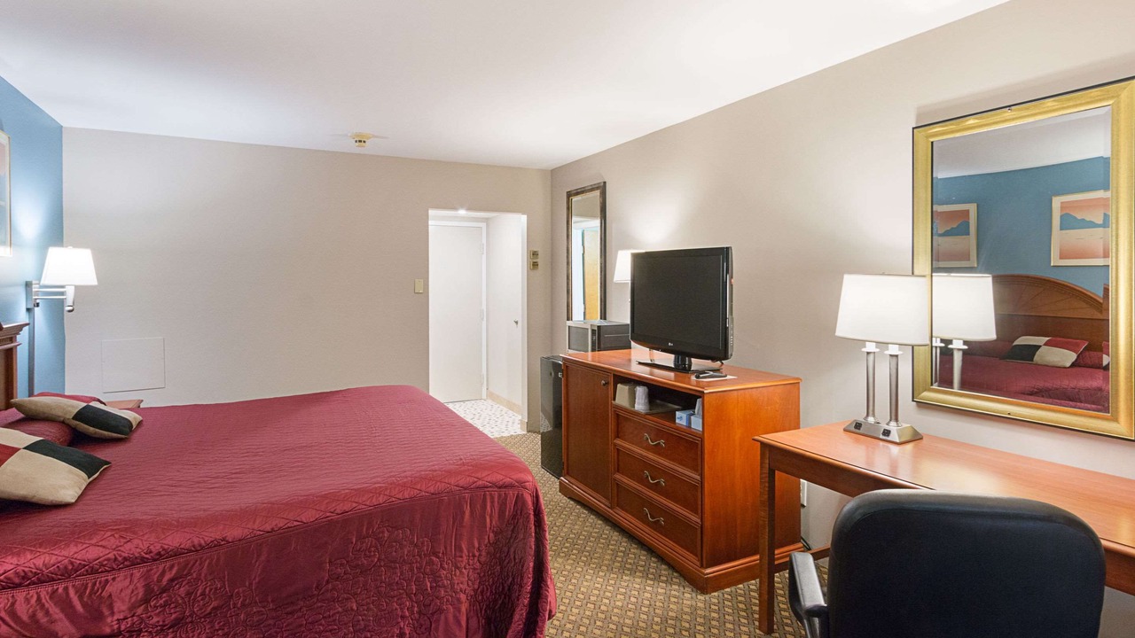 Photo of Bedroom in Milford