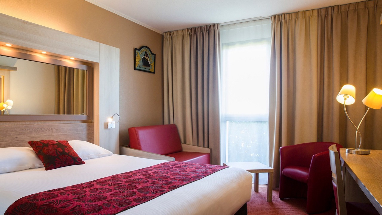 Photo of Bedroom in Saint-Nazaire