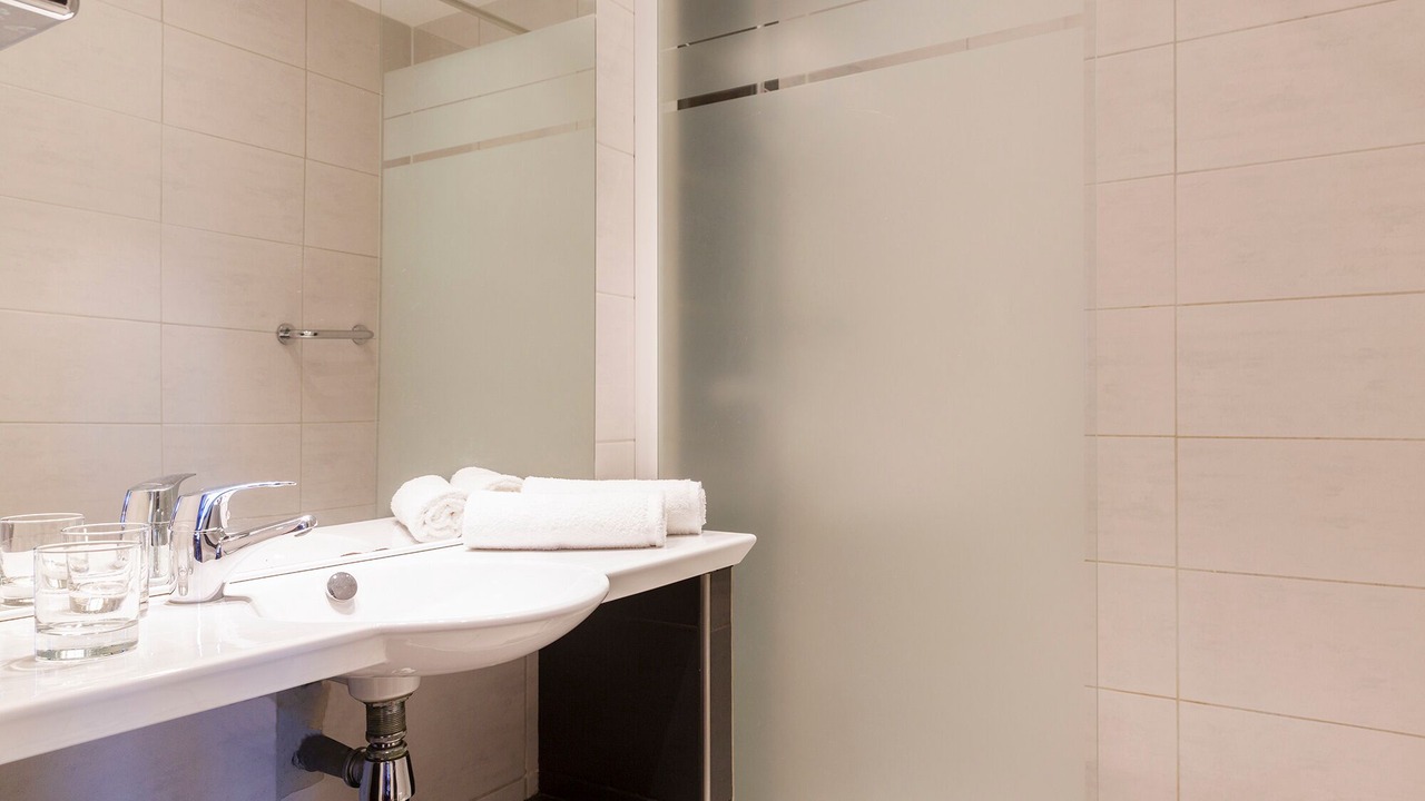 Photo of Bathroom in Saint-Nazaire