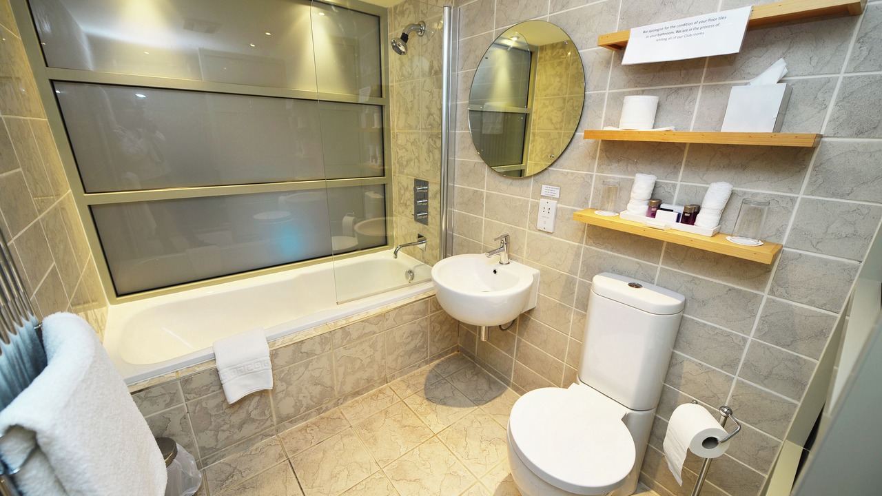 Photo of Bathroom in Renfrew