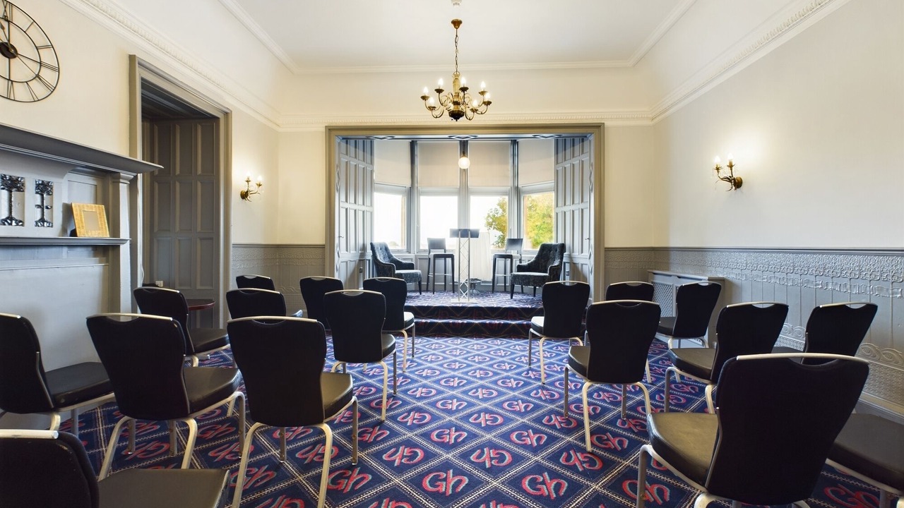 Photo of Others in Renfrew