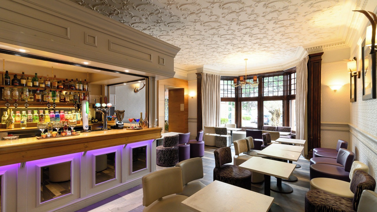 Photo of Others in Renfrew