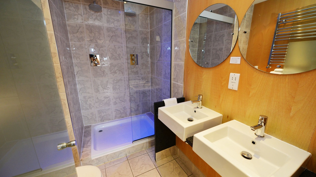 Photo of Bathroom in Renfrew
