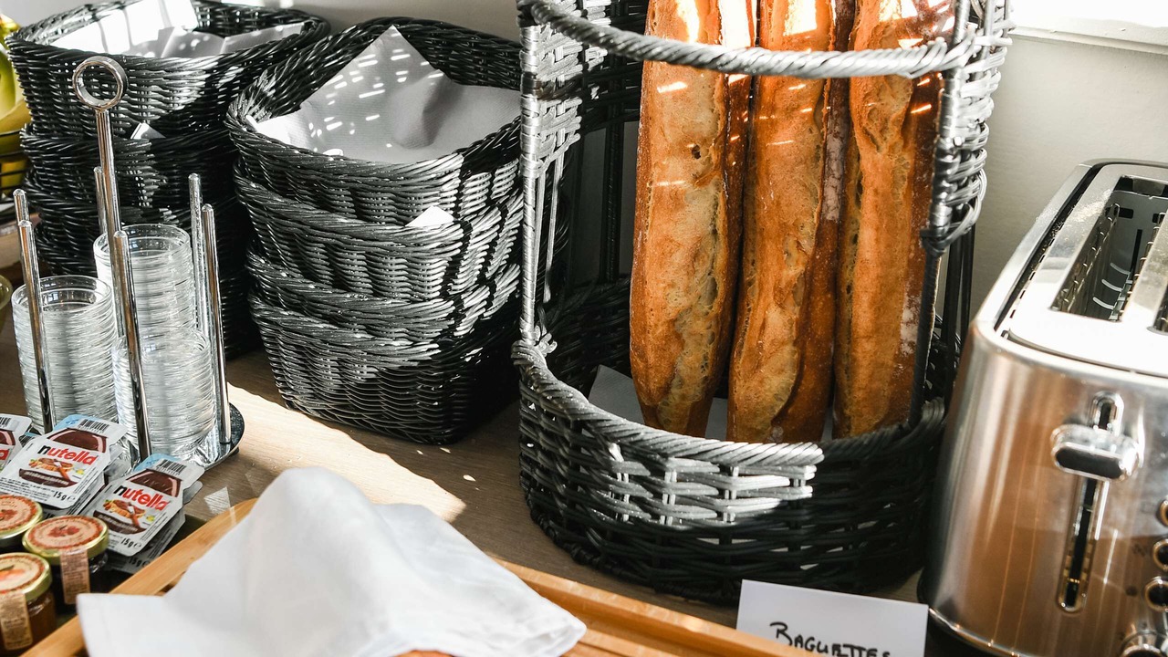 Photo of Others in Anatole France Danton