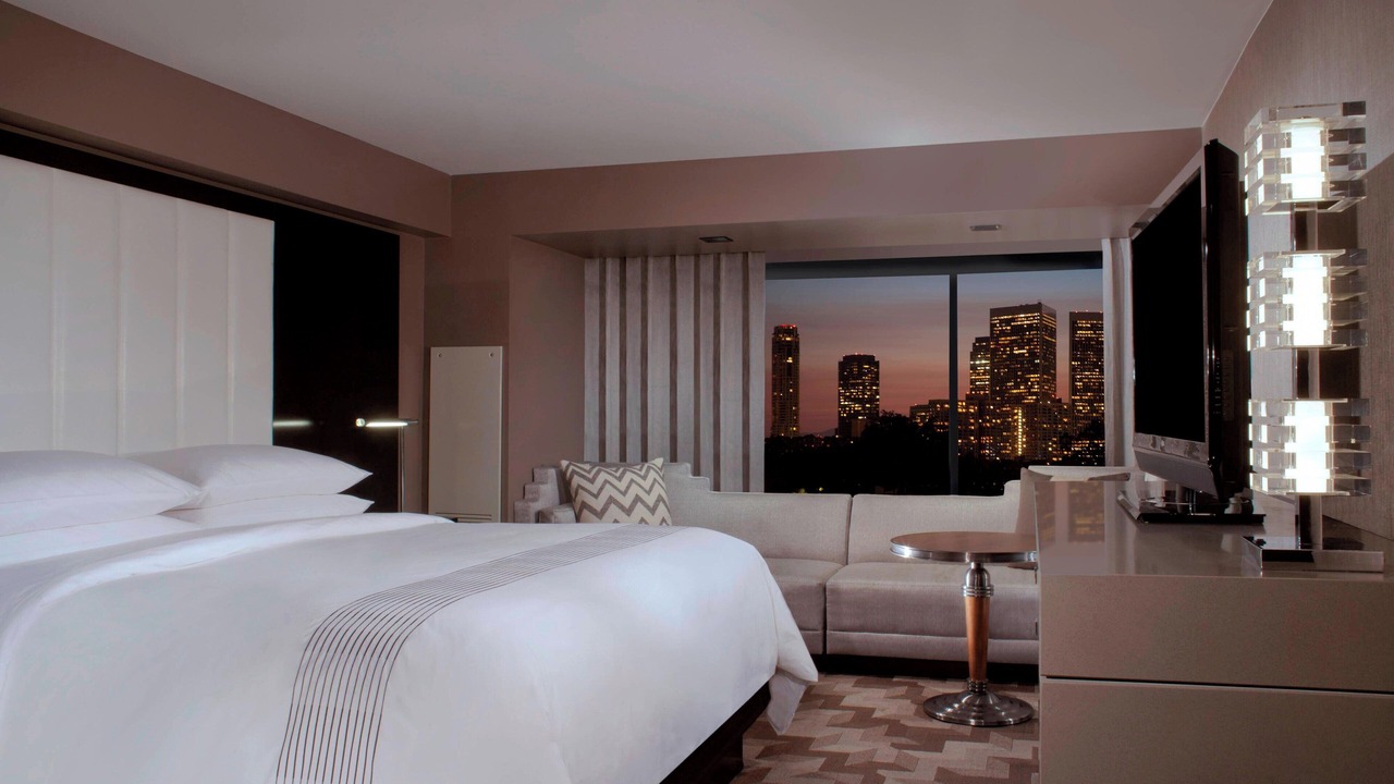 Photo of Bedroom in Pico - Robertson