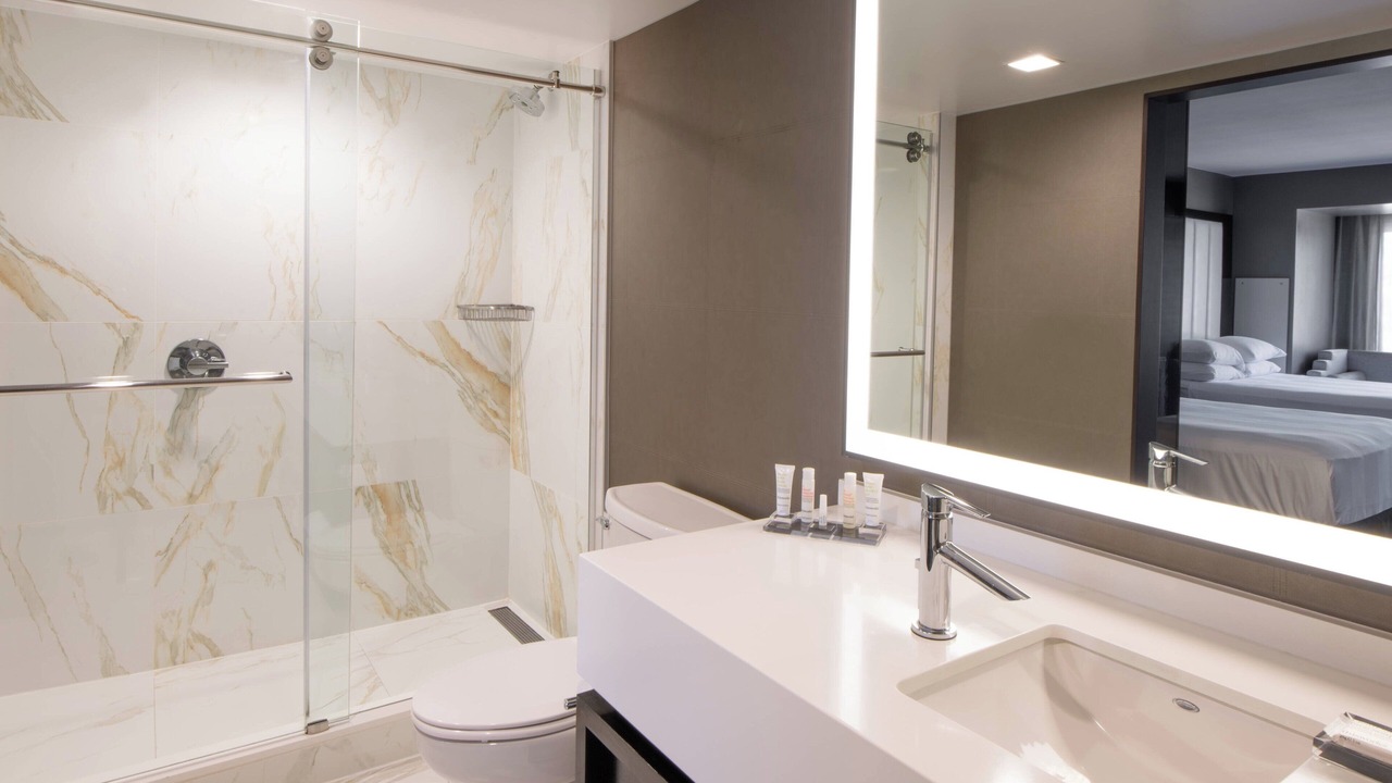 Photo of Bathroom in Pico - Robertson