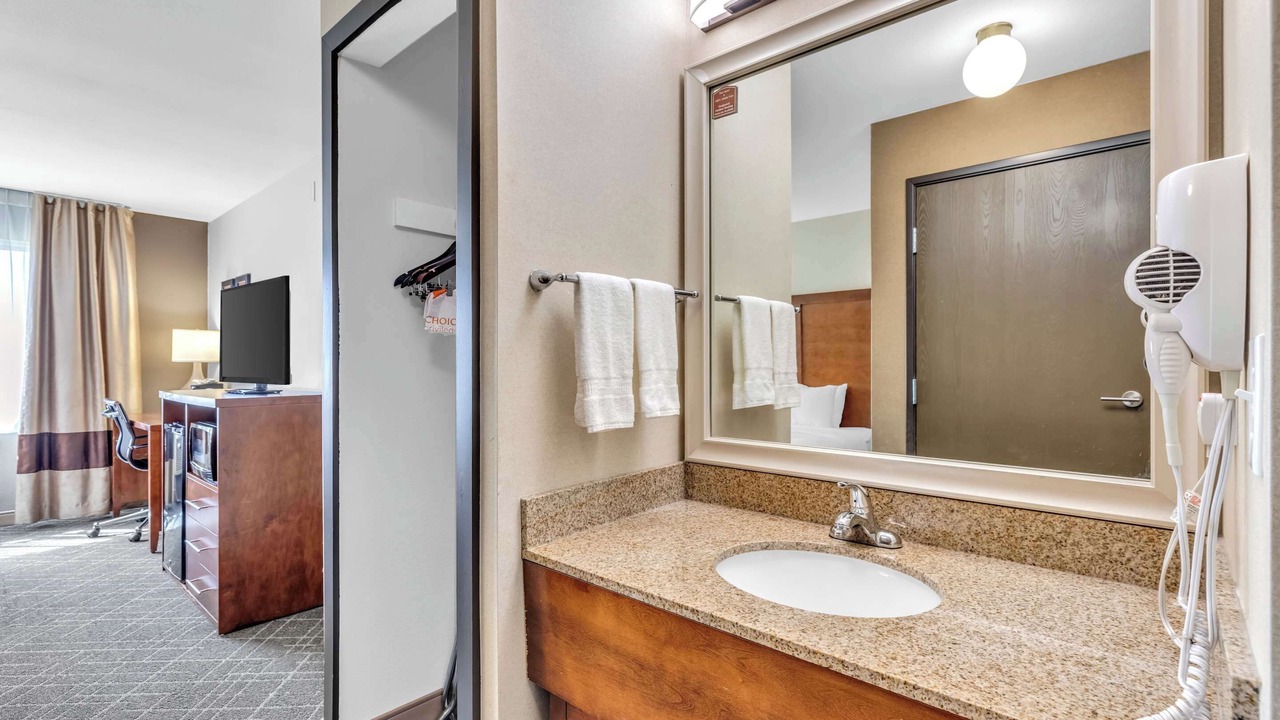 Photo of Bedroom in Wheat Ridge