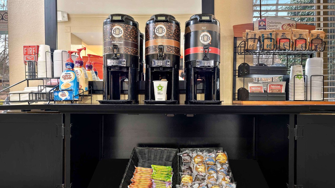 Photo of Others in Pontiac