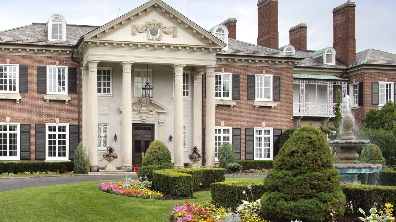 Photo of Buildings in Glen Cove