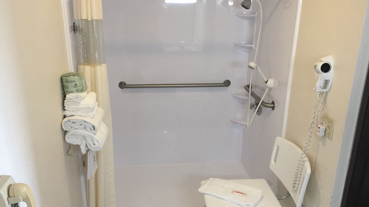 Photo of Bedroom in Cuba