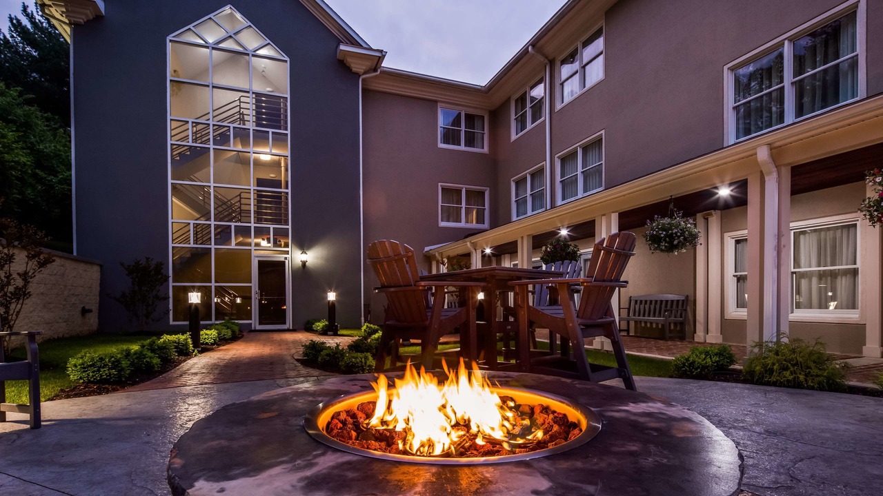 Photo of Others in Mendenhall