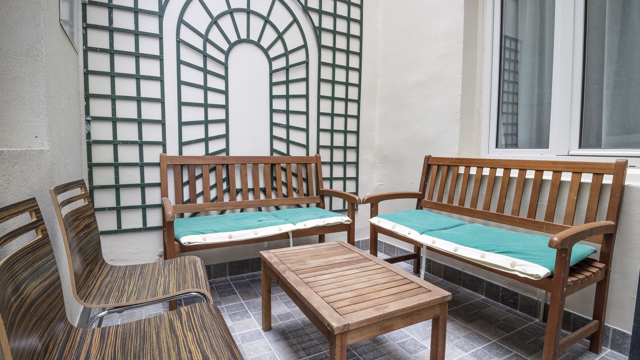 Photo of Patio Balcony in Saint-Vincent-de-Paul