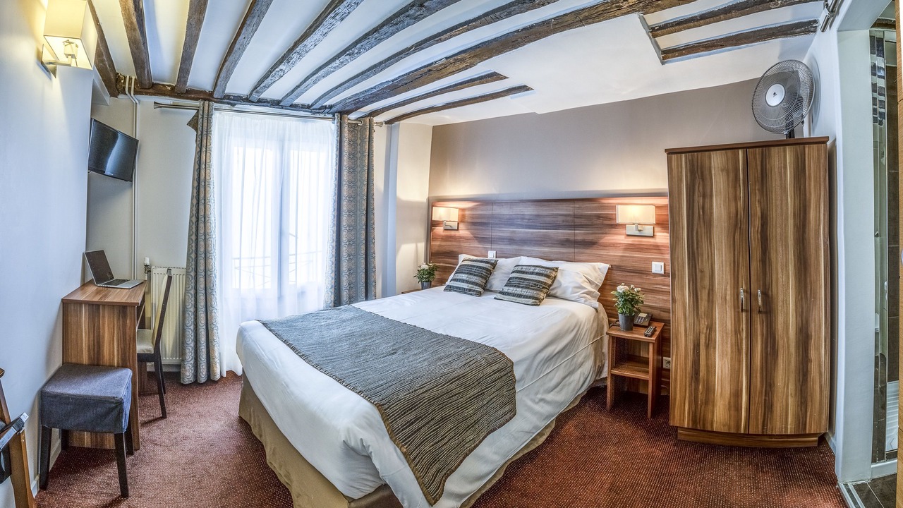 Photo of Bedroom in Saint-Vincent-de-Paul