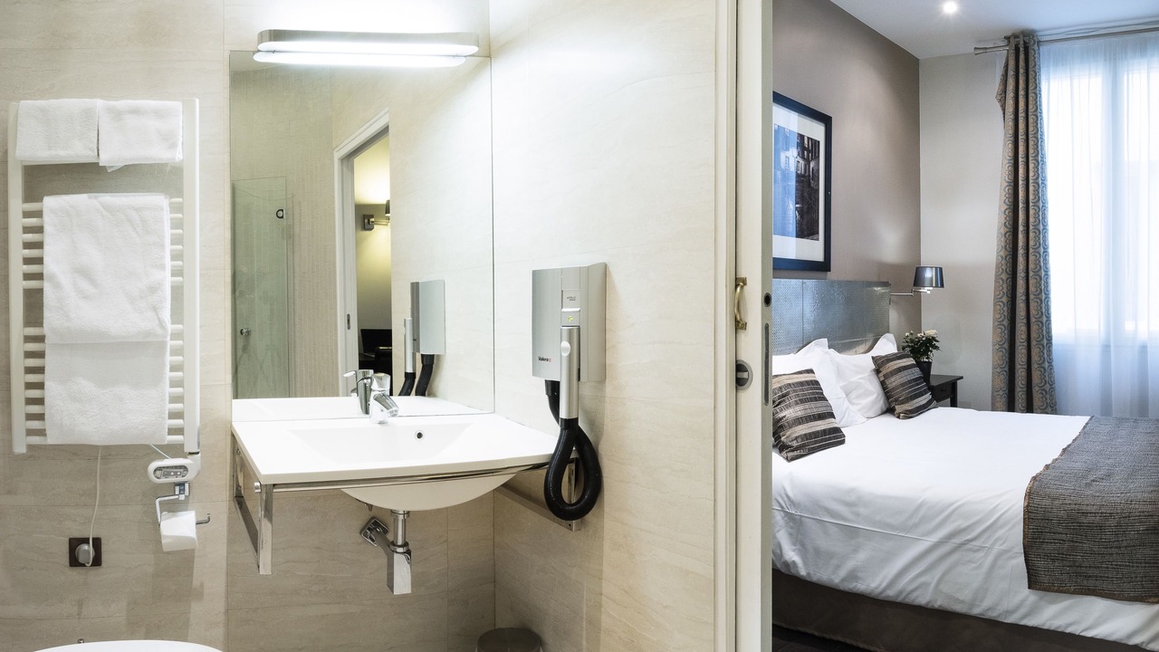 Photo of Bathroom in Saint-Vincent-de-Paul
