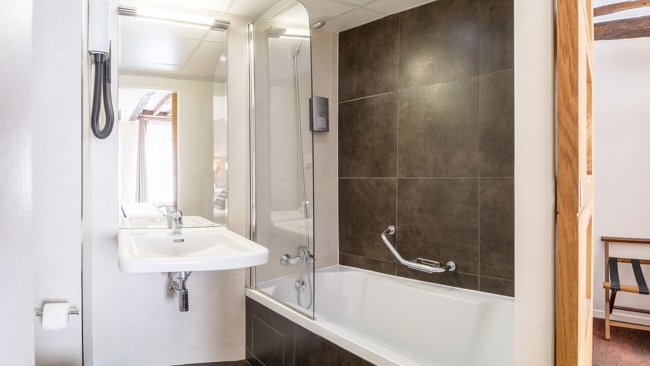 Photo of Bathroom in Saint-Vincent-de-Paul