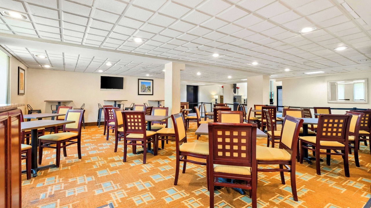 Photo of Others in Edison