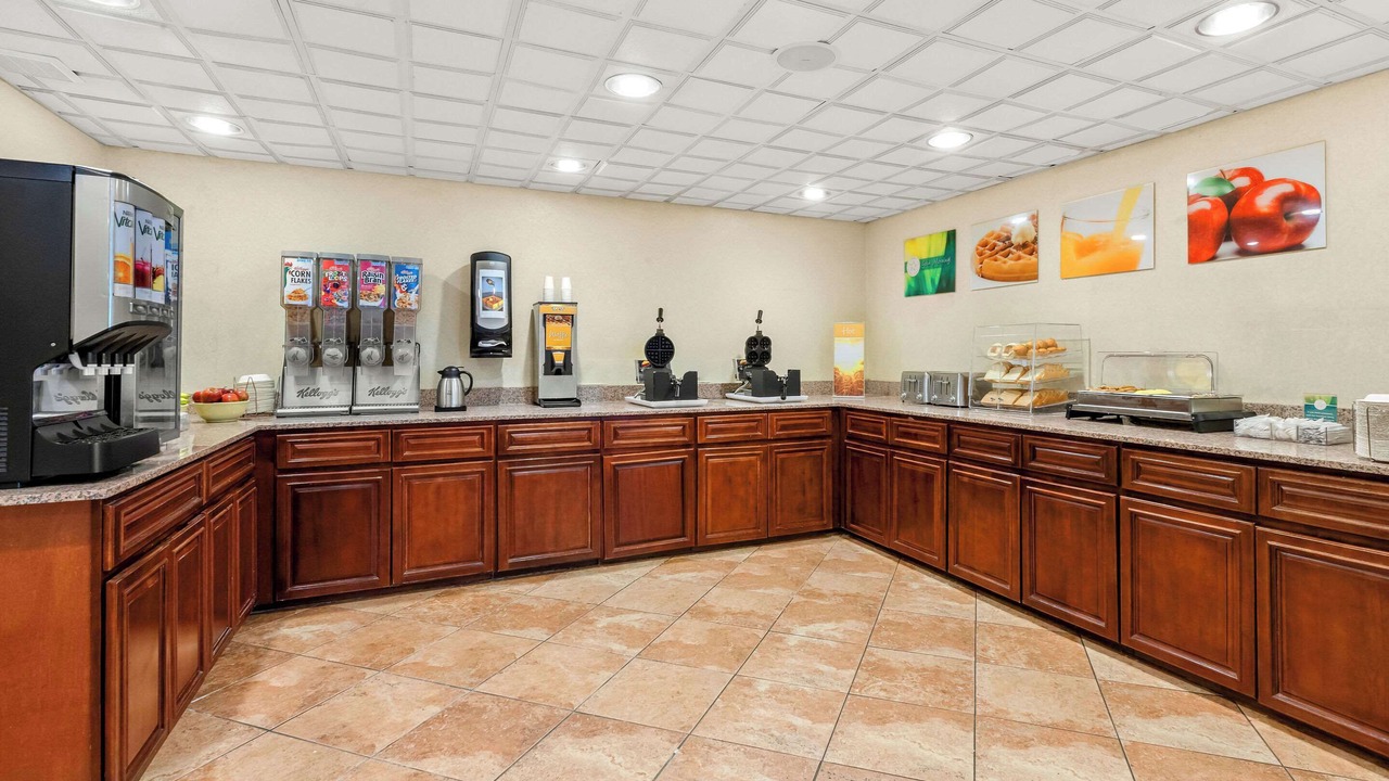 Photo of Others in Edison