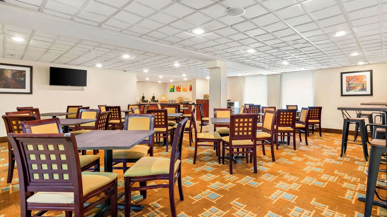 Photo of Others in Edison