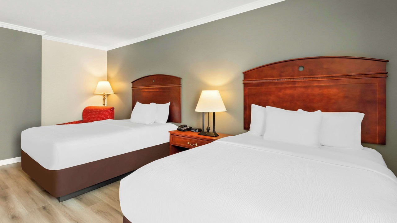 Photo of Bedroom in Edison