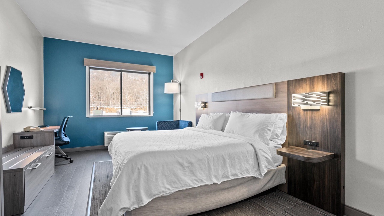 Photo of Bedroom in Fort Montgomery
