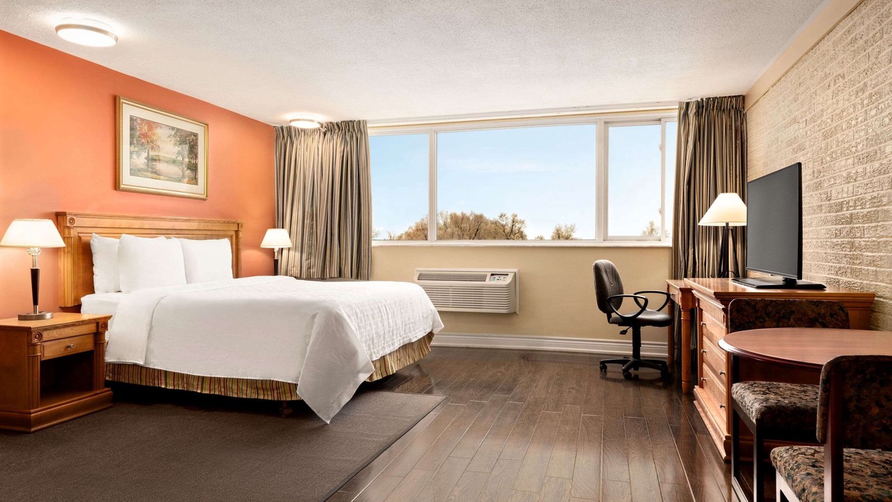 Photo of Bedroom in Richmond Hill