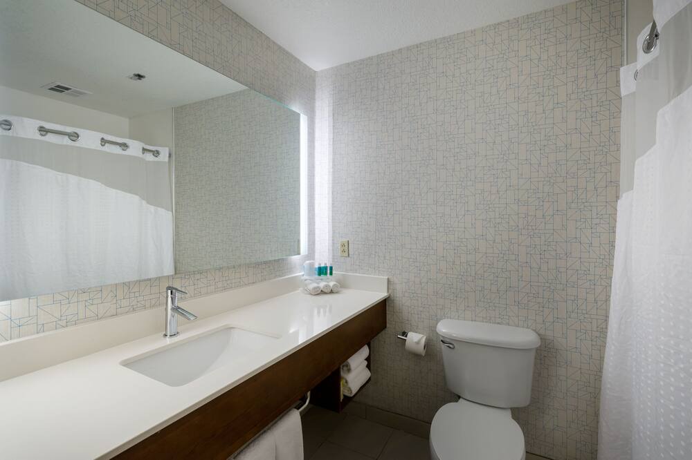 Photo of Bathroom in Lawrence