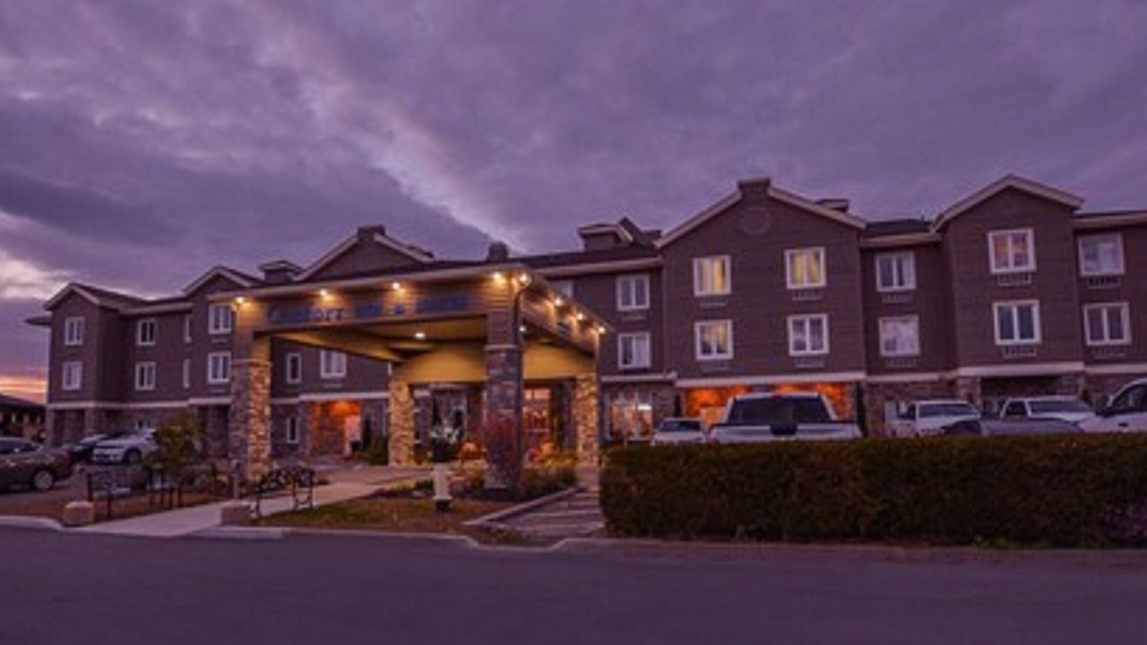 Photo of Buildings in St. Jerome