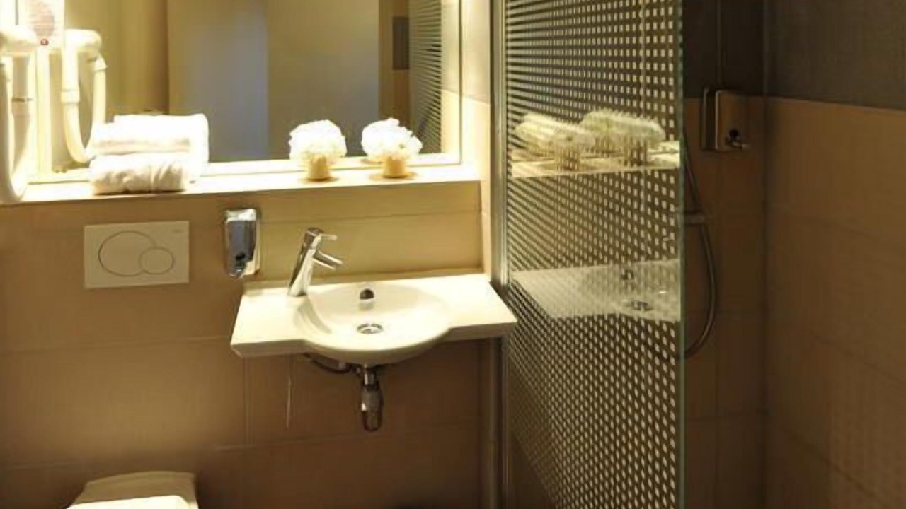 Photo of Bathroom in Gaillard