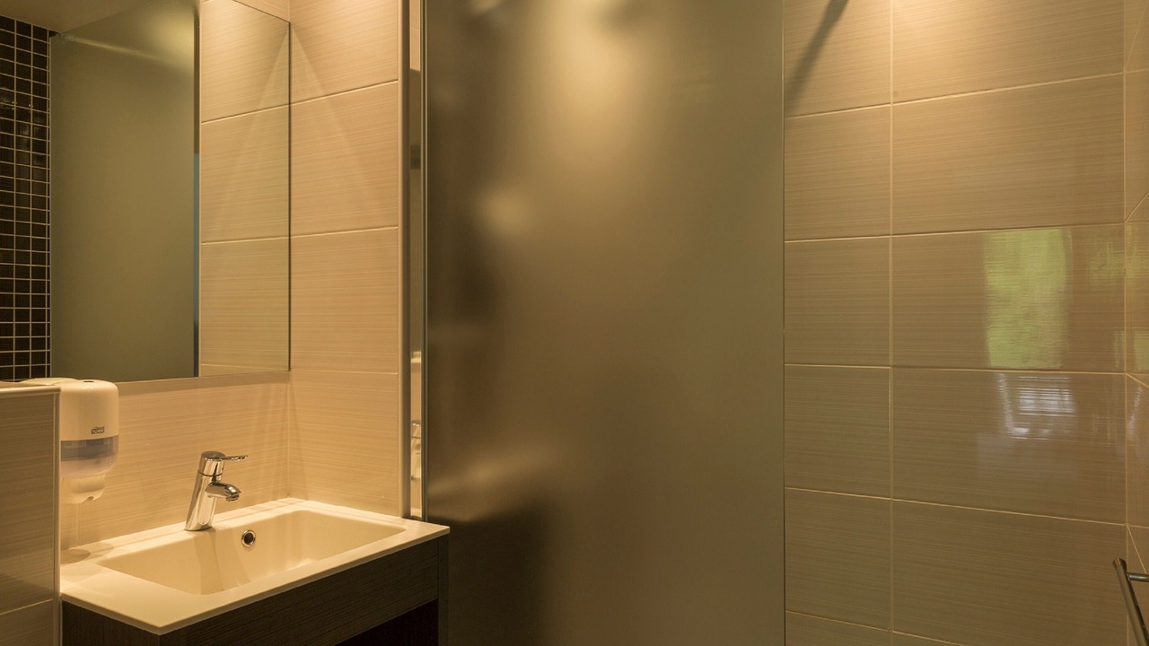 Photo of Bathroom in Ploemel