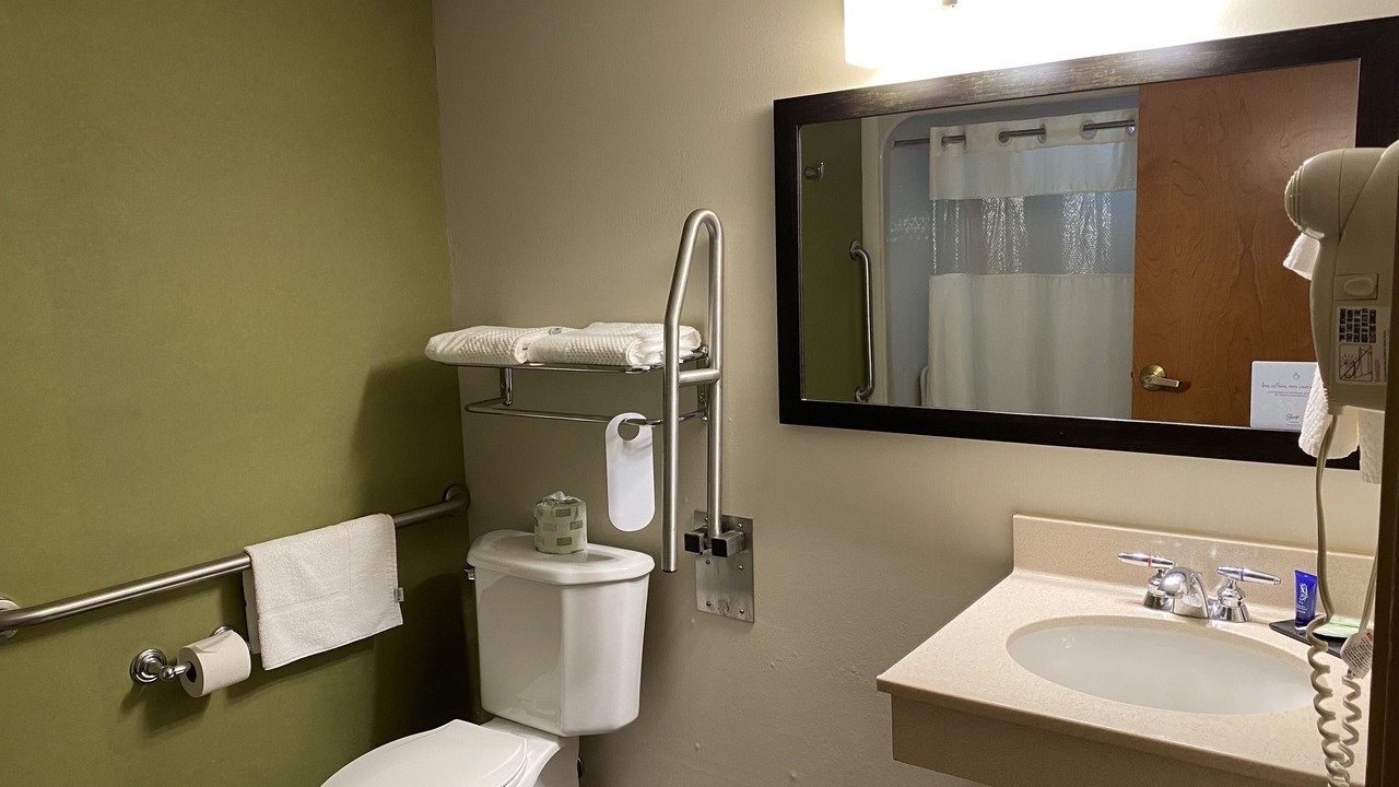 Photo of Bathroom in Niantic