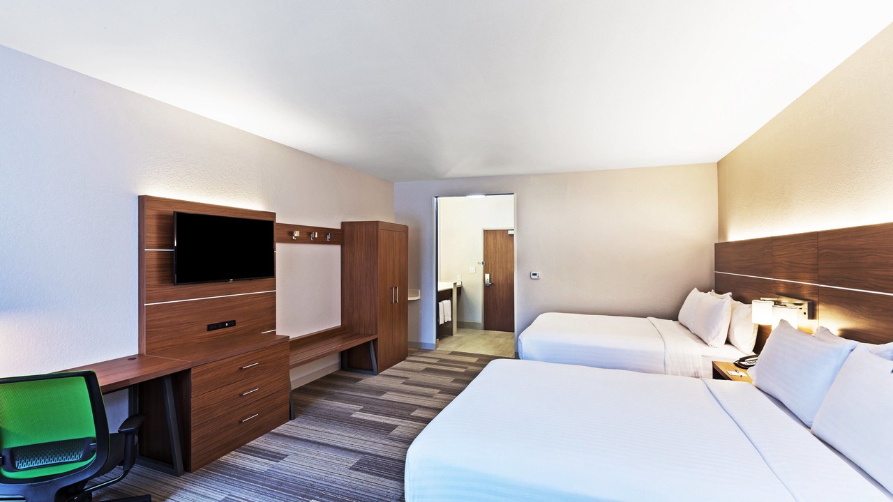 Photo of Bedroom in Lewisville