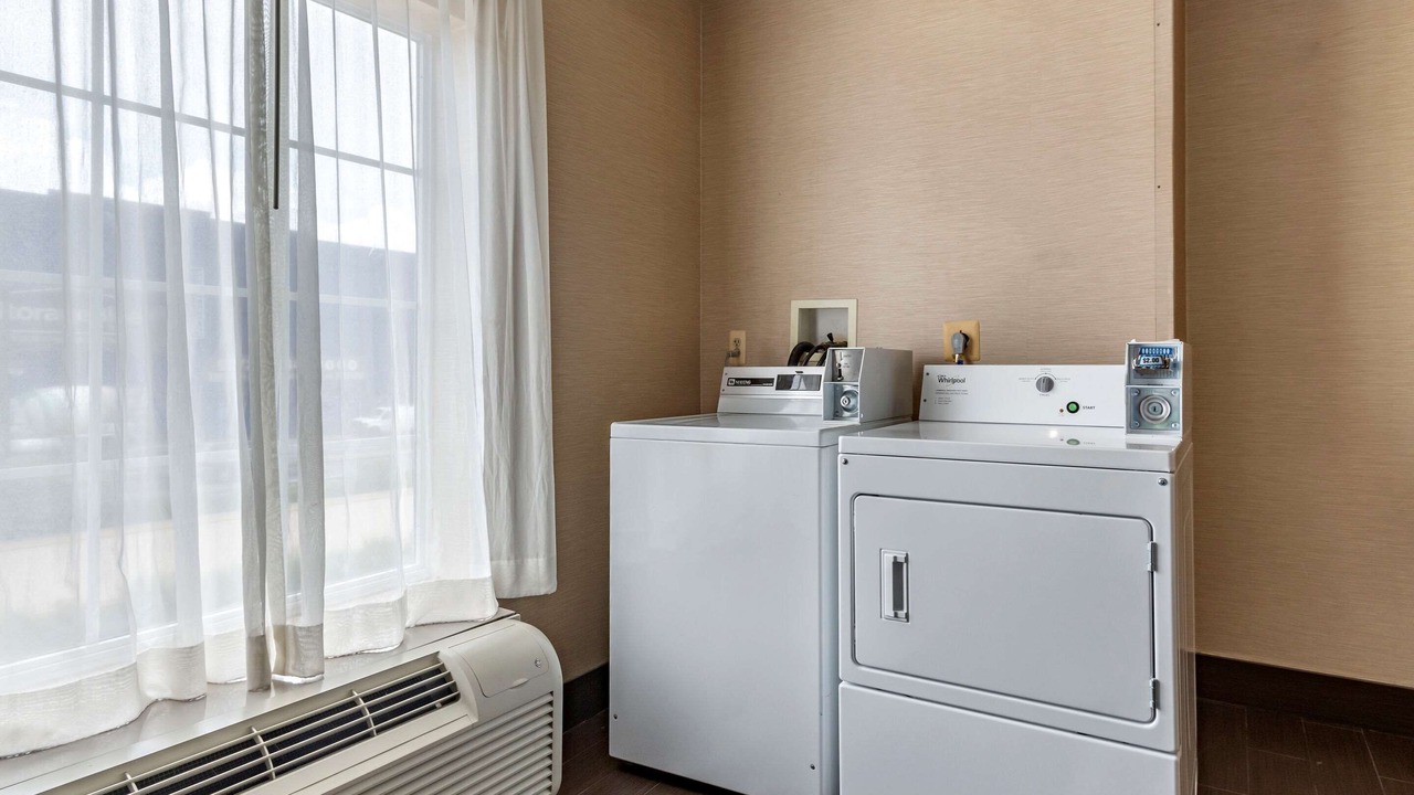 Photo of Bedroom in Newark