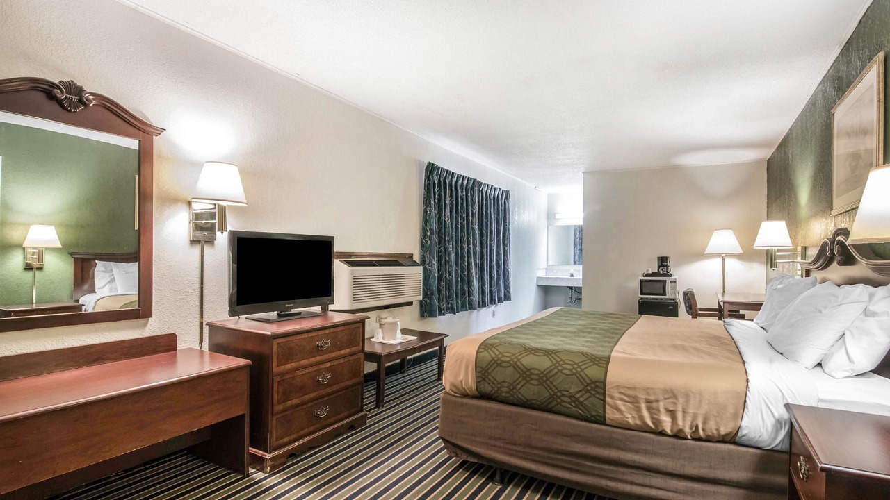 Photo of Livingroom in Brattleboro