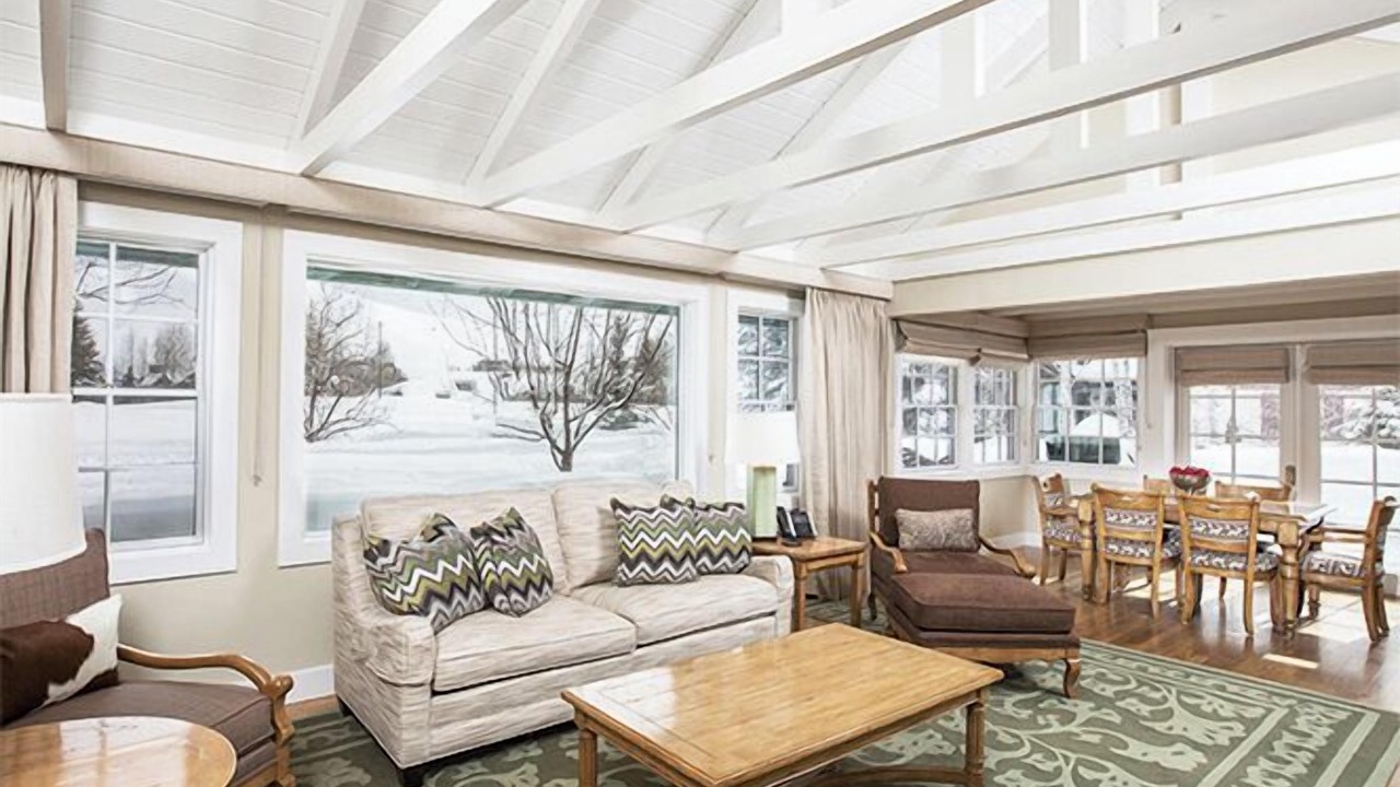 Photo of Outdoor in Elkhorn