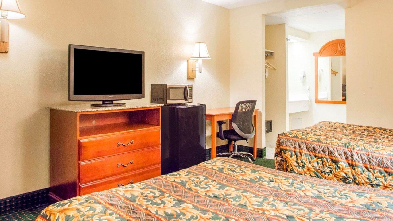 Photo of Bedroom in Mount Laurel