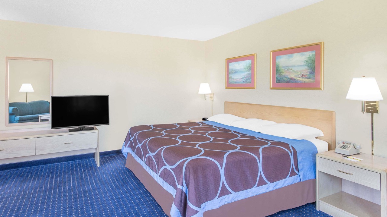 Photo of Bedroom in Canandaigua