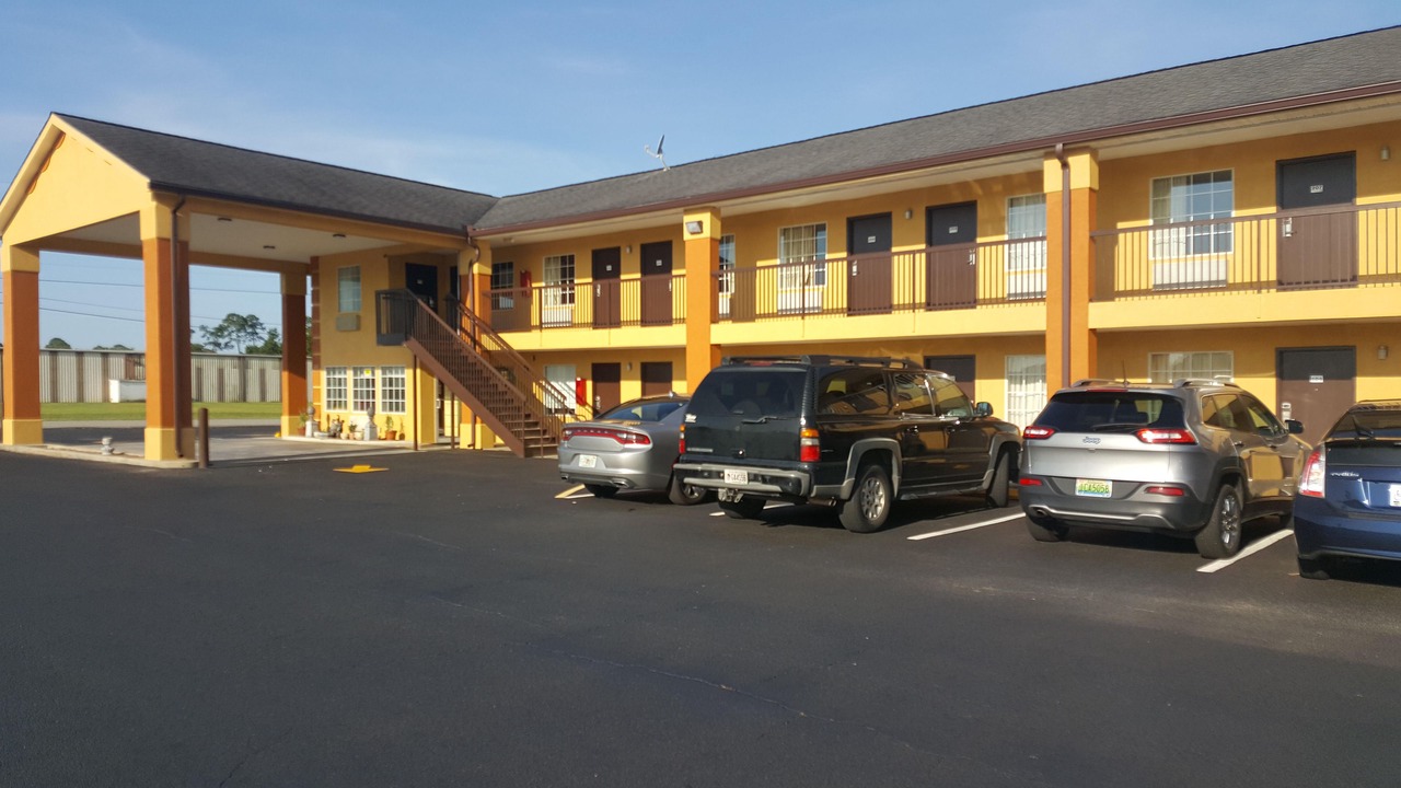 Photo of Outdoor in Pelham