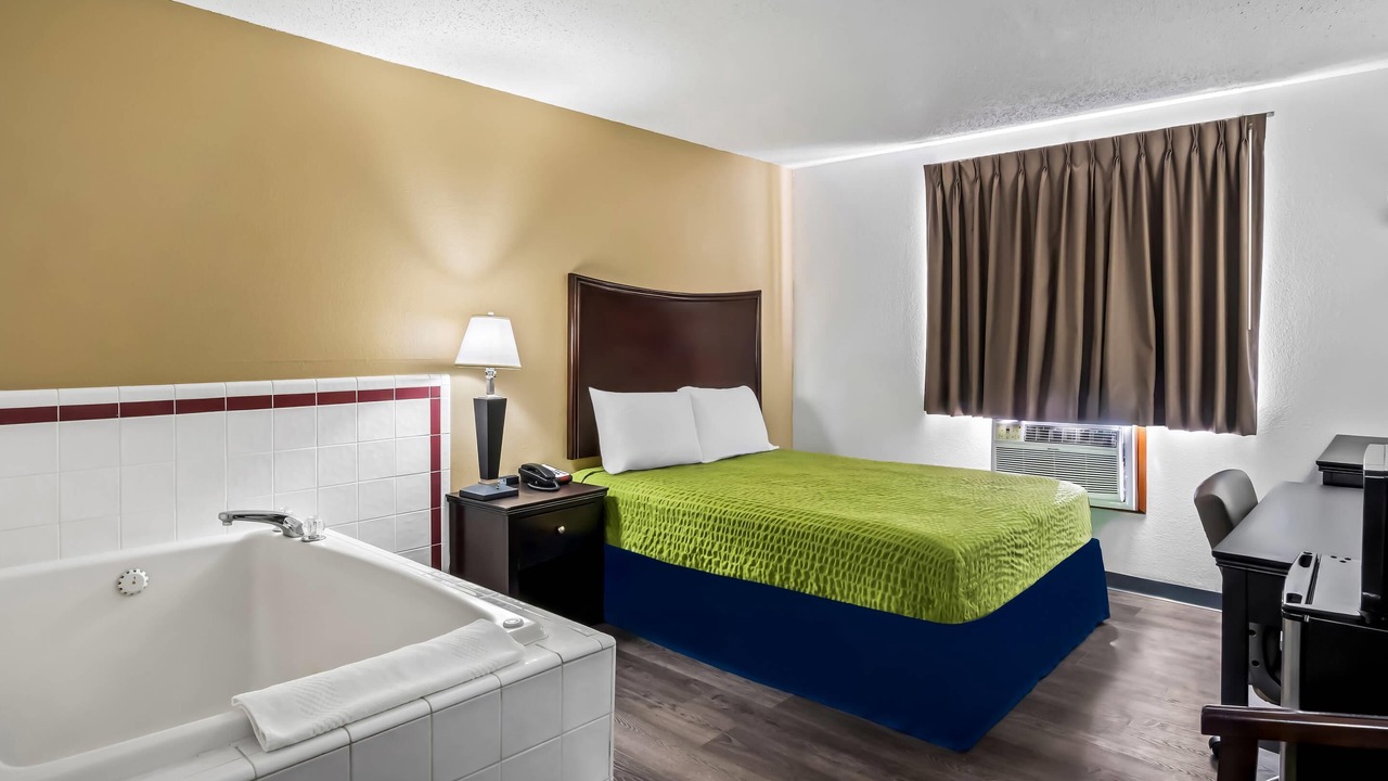 Photo of Bedroom in Auburn