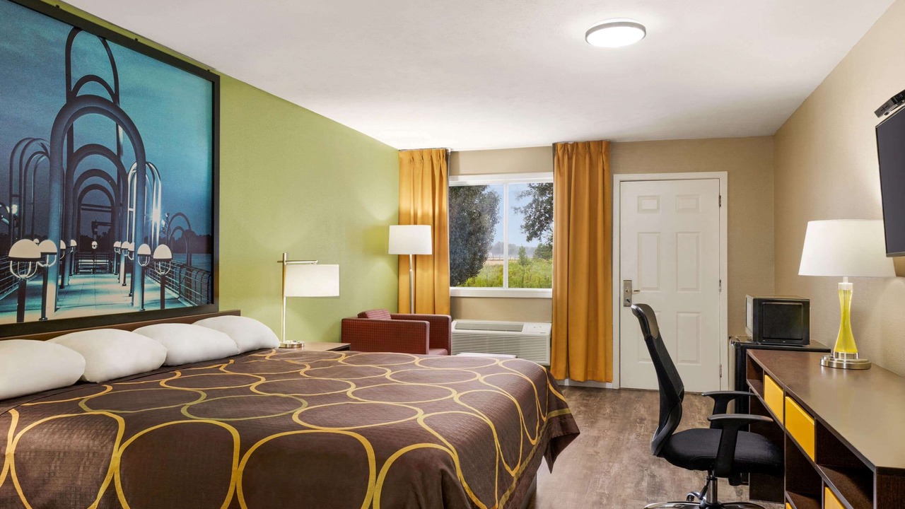 Photo of Bedroom in Brookhaven