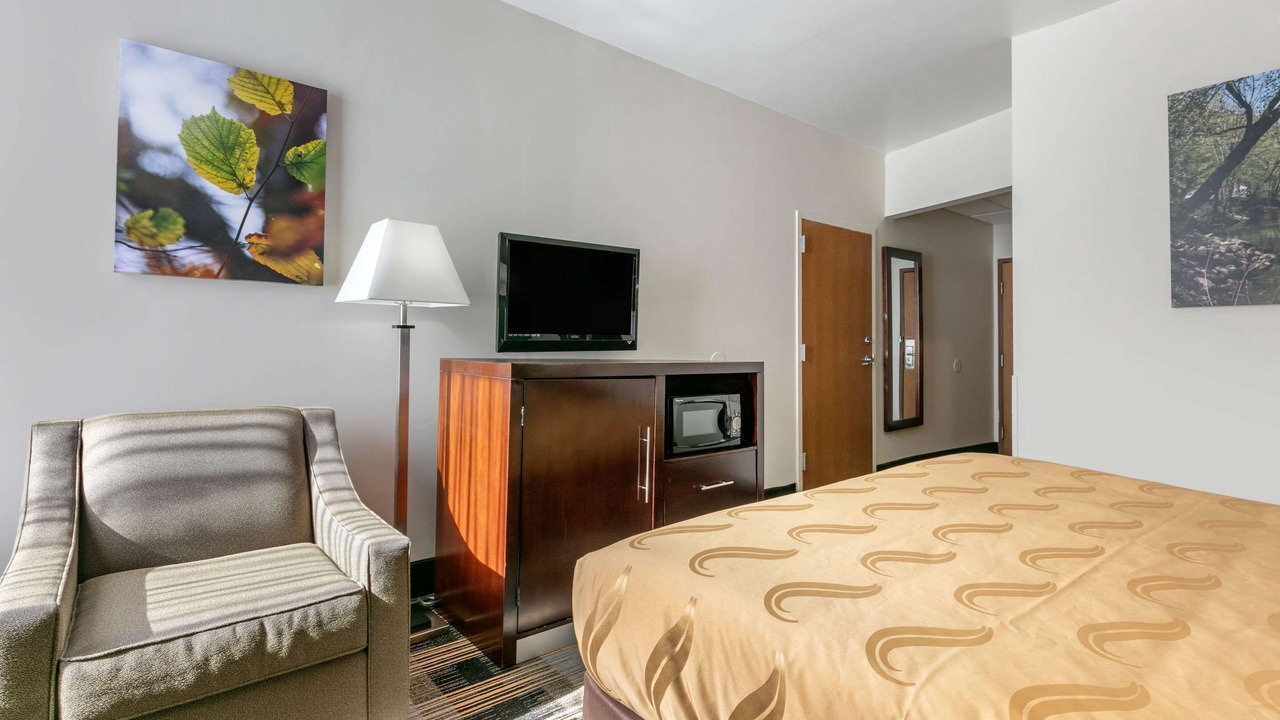 Photo of Bedroom in Cape Girardeau