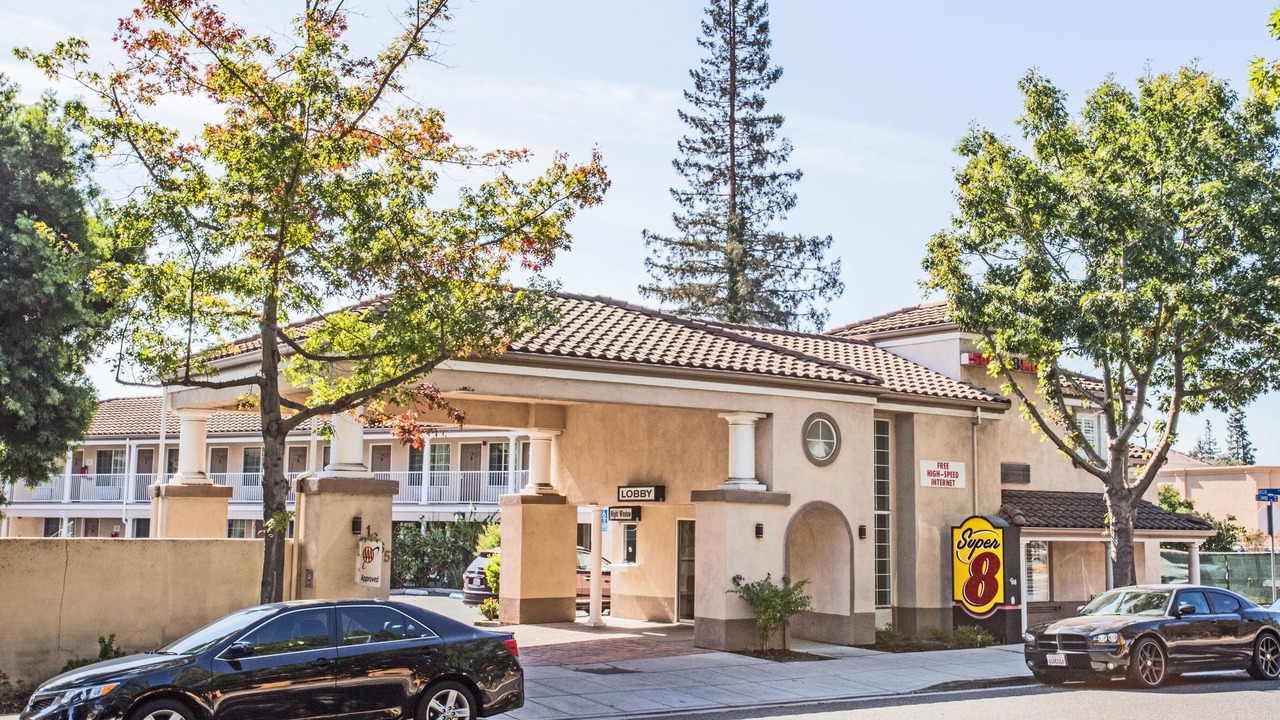 Photo of Outdoor in Shoreline West