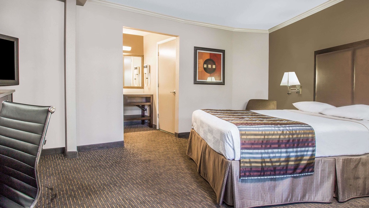 Photo of Others in Shoreline West