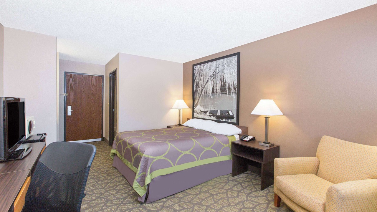 Photo of Bedroom in Belleville