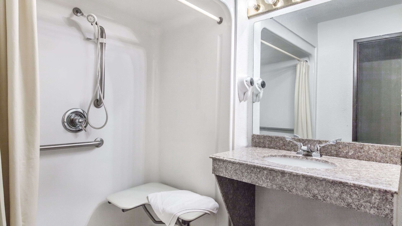 Photo of Bathroom in Cleveland
