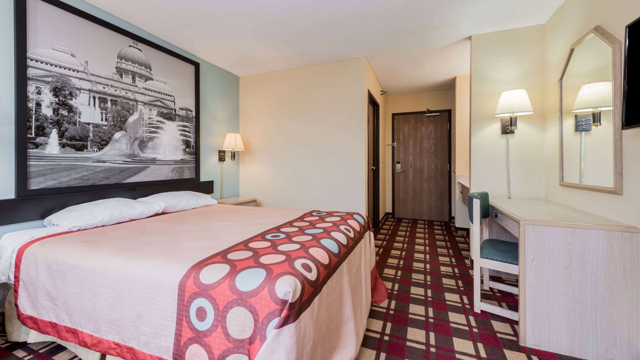 Photo of Bedroom in Martinsville