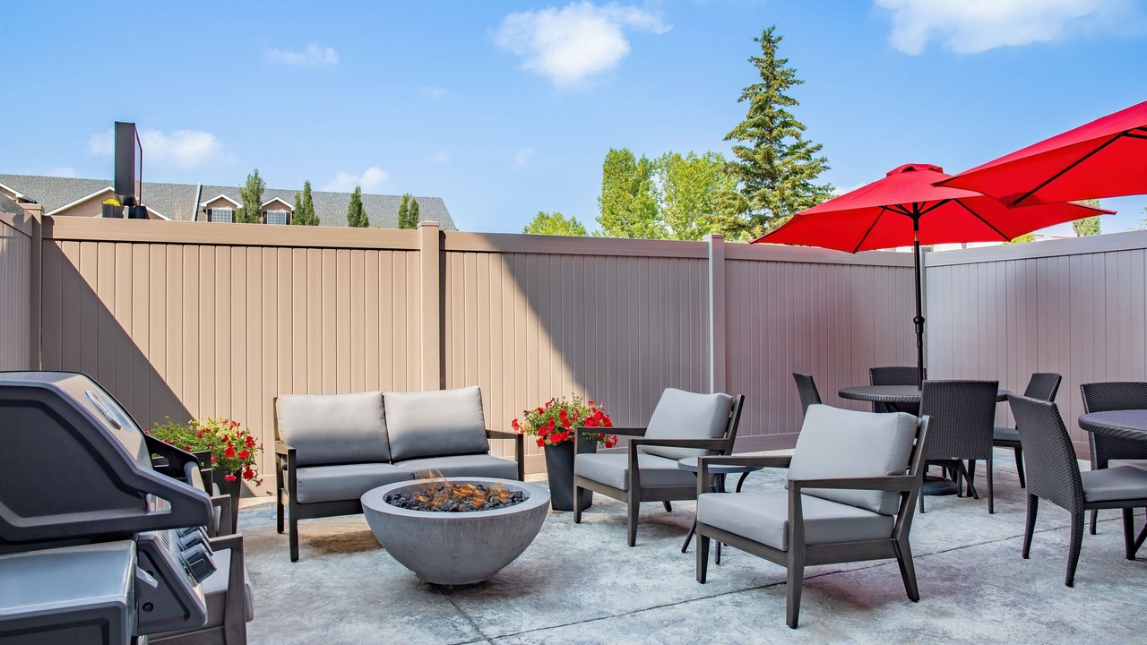 Photo of Patio Balcony in Cochrane