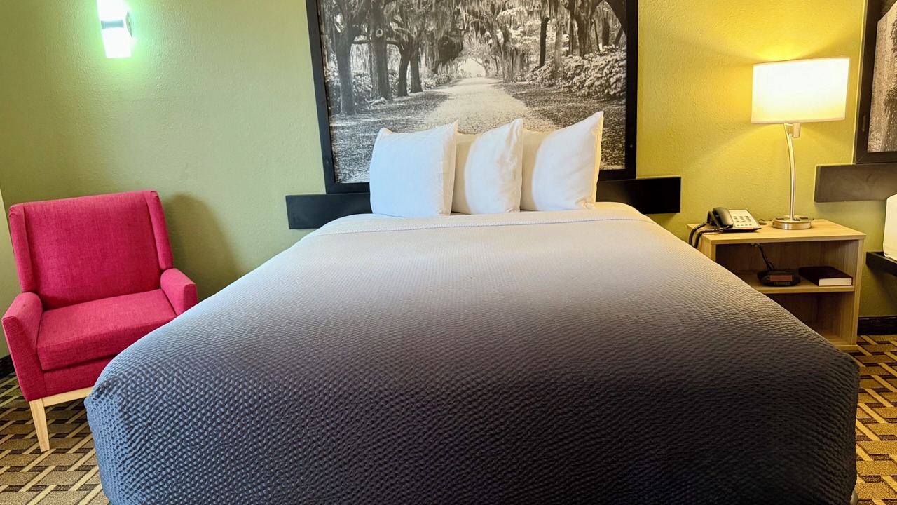 Photo of Bedroom in Fort Oglethorpe
