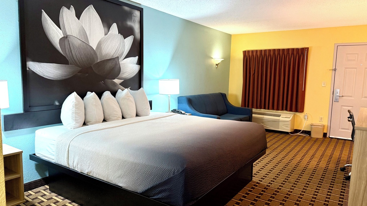 Photo of Bedroom in Fort Oglethorpe