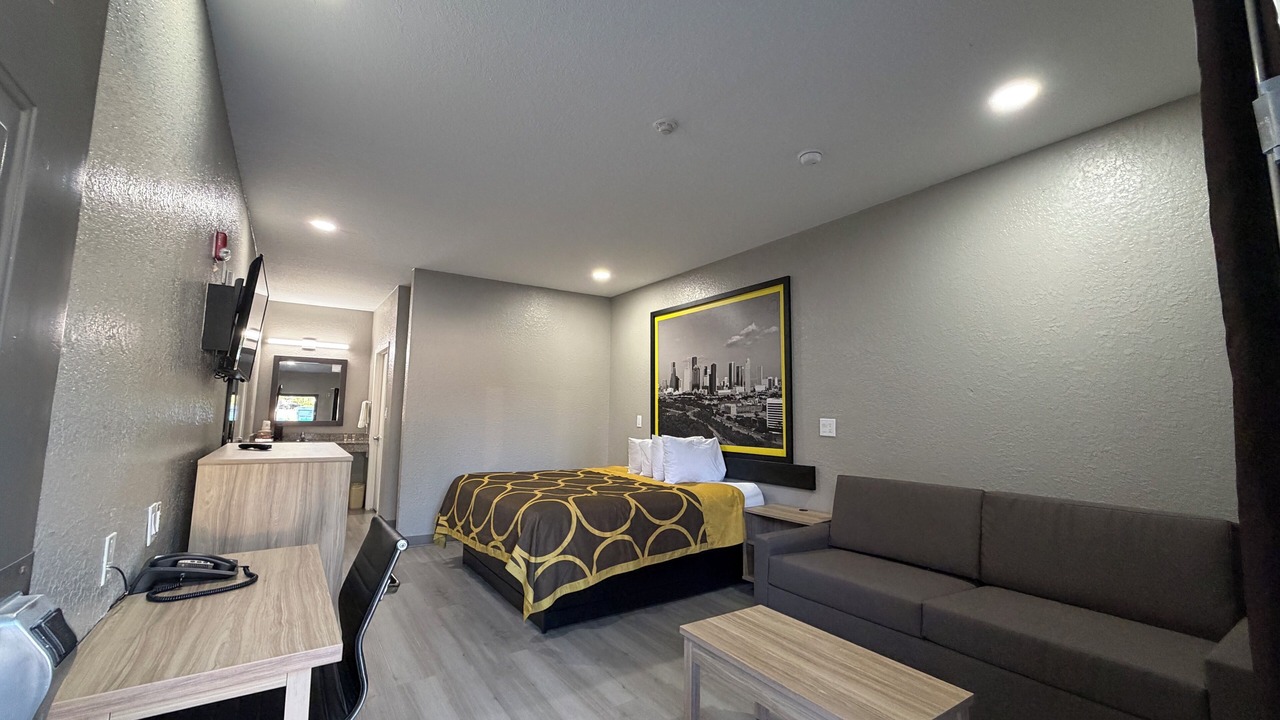 Photo of Bedroom in Brookhollow
